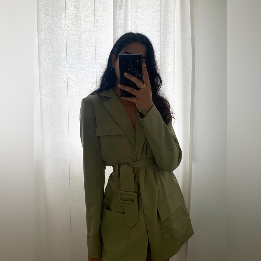 Princess Polly Lioness Steinway Mini Blazer Dresss - Picture 10 of 10